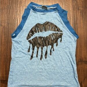 Firehouse Blue and Black Drip Lips Tank Top girls M